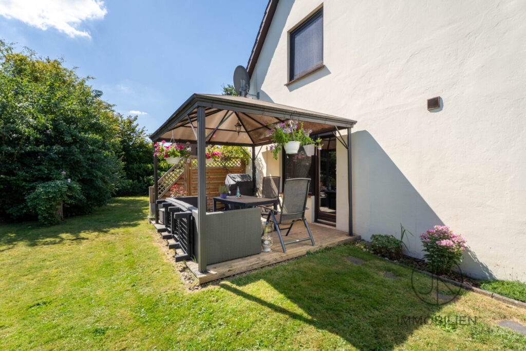 Anlieger - Terrasse