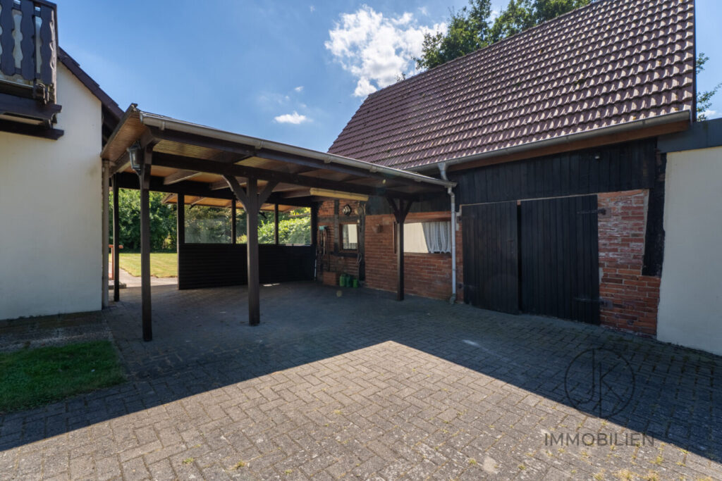 Carport
